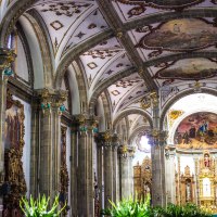 Mexico City: Day 4 - Visiting a Church, CRAFT Market, eating Mexican Street food and MORE!
